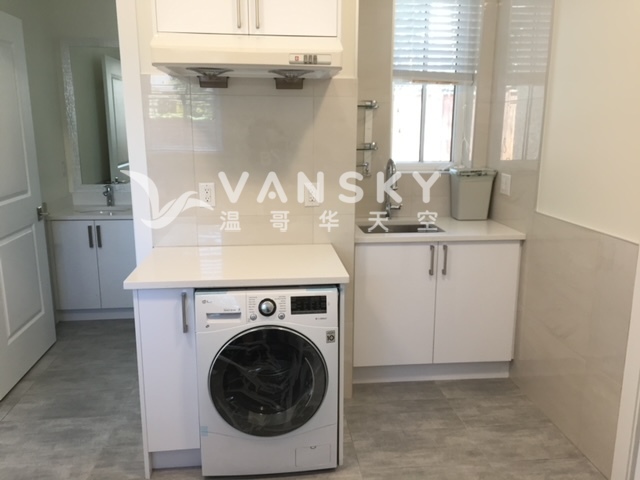 260810023915_Kitchen 3.jpg